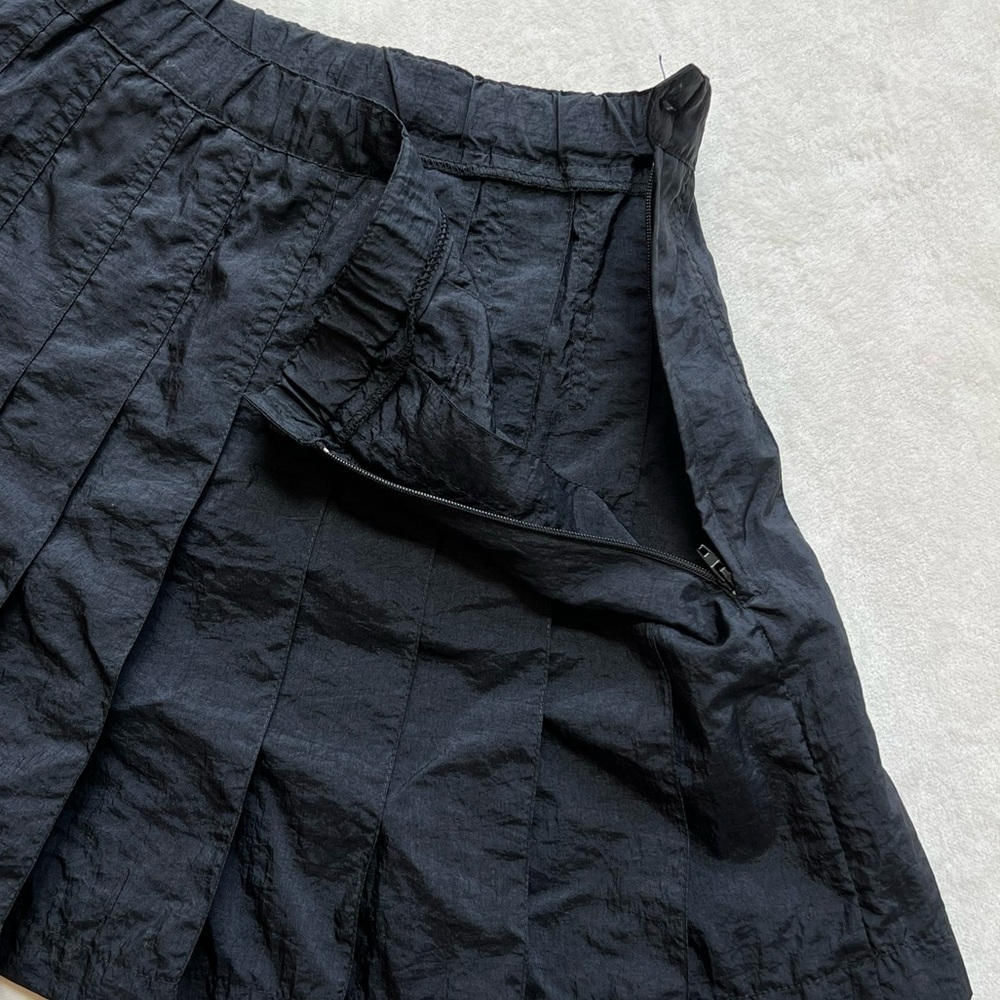 Vintage Y2K Nike Mini Pleated Skirt - Picture 3 of 8